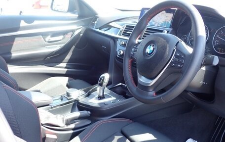 BMW 3 серия, 2017 год, 1 030 000 рублей, 2 фотография