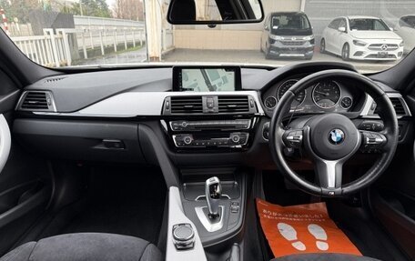 BMW 3 серия, 2017 год, 1 150 000 рублей, 9 фотография