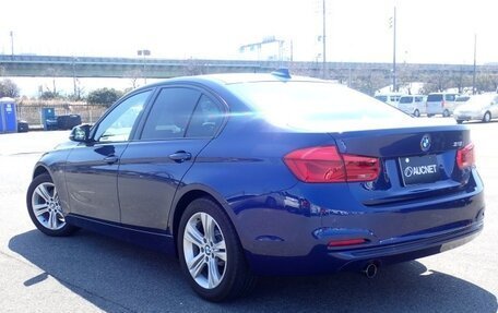 BMW 3 серия, 2017 год, 1 030 000 рублей, 9 фотография