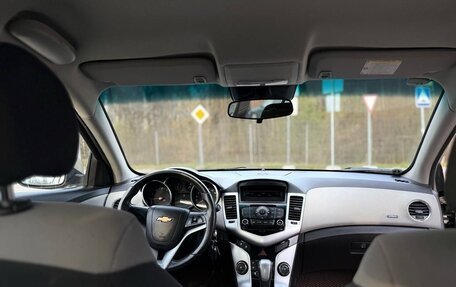 Chevrolet Cruze II, 2011 год, 700 000 рублей, 14 фотография