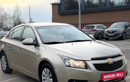 Chevrolet Cruze II, 2011 год, 700 000 рублей, 8 фотография
