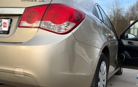 Chevrolet Cruze II, 2011 год, 700 000 рублей, 16 фотография