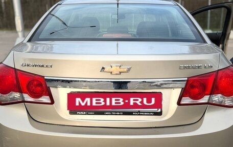 Chevrolet Cruze II, 2011 год, 700 000 рублей, 15 фотография