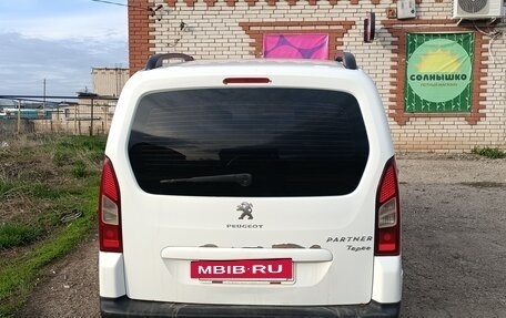 Peugeot Partner II рестайлинг 2, 2012 год, 390 000 рублей, 2 фотография