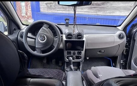 Renault Sandero I, 2010 год, 550 000 рублей, 2 фотография