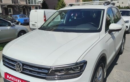 Volkswagen Tiguan II, 2018 год, 3 000 000 рублей, 7 фотография