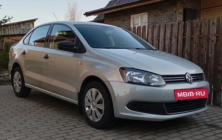 Volkswagen Polo VI (EU Market), 2010 год, 750 000 рублей, 3 фотография