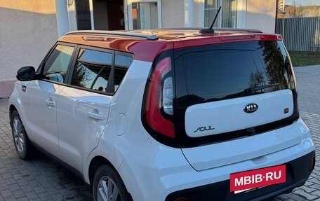 KIA Soul II рестайлинг, 2018 год, 1 600 000 рублей, 3 фотография