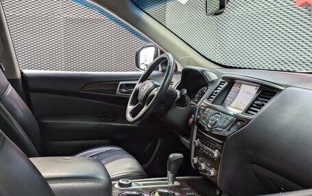 Nissan Pathfinder, 2015 год, 1 750 000 рублей, 33 фотография