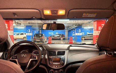 Hyundai Solaris II рестайлинг, 2016 год, 950 000 рублей, 12 фотография