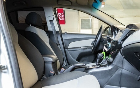 Chevrolet Cruze II, 2011 год, 799 000 рублей, 19 фотография