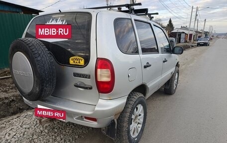 Chevrolet Niva I рестайлинг, 2004 год, 270 000 рублей, 3 фотография