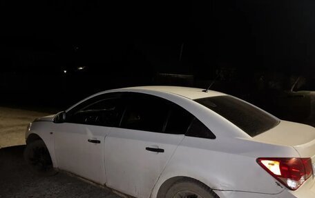 Chevrolet Cruze II, 2010 год, 320 000 рублей, 4 фотография