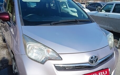 Toyota Ractis II, 2011 год, 890 000 рублей, 2 фотография