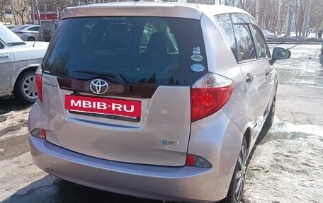 Toyota Ractis II, 2011 год, 890 000 рублей, 6 фотография