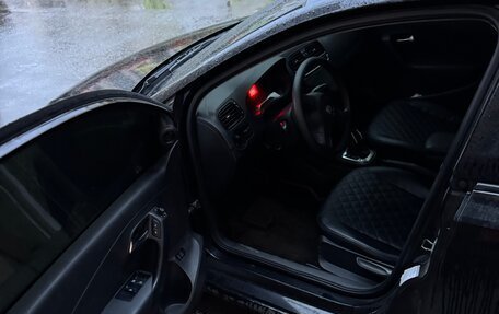 Volkswagen Polo VI (EU Market), 2012 год, 750 000 рублей, 5 фотография