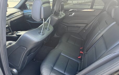 Mercedes-Benz E-Класс, 2014 год, 2 250 000 рублей, 29 фотография