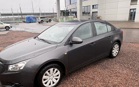 Chevrolet Cruze II, 2010 год, 370 000 рублей, 3 фотография