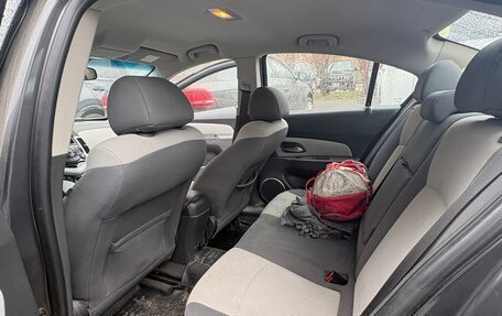 Chevrolet Cruze II, 2010 год, 370 000 рублей, 13 фотография