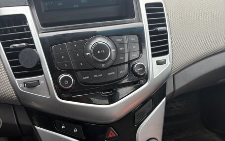 Chevrolet Cruze II, 2010 год, 370 000 рублей, 7 фотография