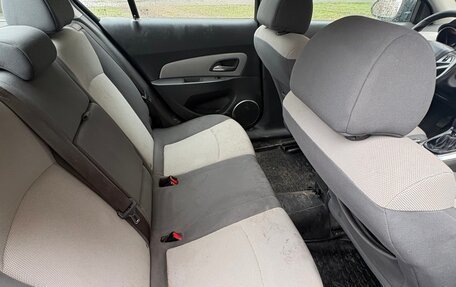 Chevrolet Cruze II, 2010 год, 370 000 рублей, 9 фотография