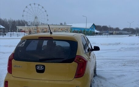 KIA Picanto II, 2011 год, 650 000 рублей, 4 фотография