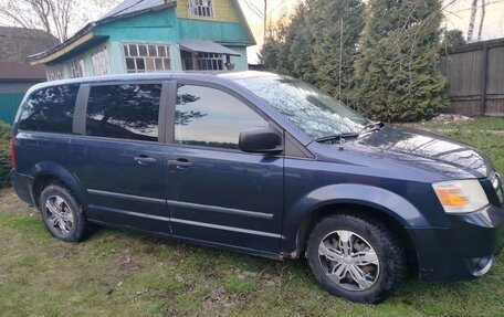 Dodge Caravan V, 2007 год, 1 150 000 рублей, 2 фотография