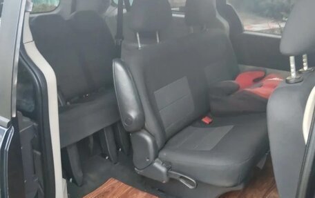 Dodge Caravan V, 2007 год, 1 150 000 рублей, 6 фотография