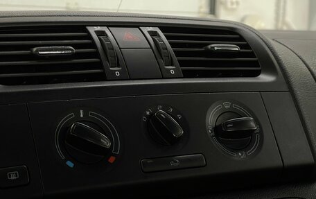 Skoda Fabia II, 2012 год, 569 000 рублей, 13 фотография