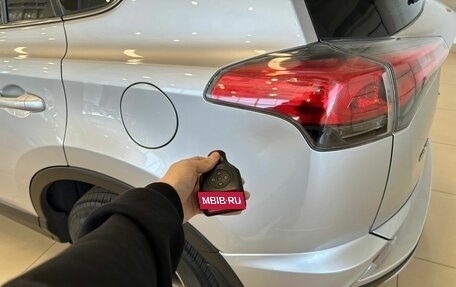 Toyota RAV4, 2016 год, 2 499 000 рублей, 23 фотография