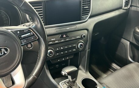 KIA Sportage IV рестайлинг, 2021 год, 2 499 000 рублей, 8 фотография