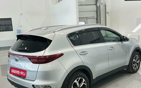 KIA Sportage IV рестайлинг, 2021 год, 2 499 000 рублей, 3 фотография