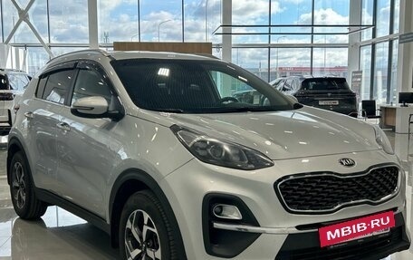 KIA Sportage IV рестайлинг, 2021 год, 2 499 000 рублей, 2 фотография