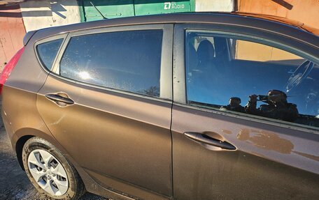 Hyundai Solaris II рестайлинг, 2015 год, 950 000 рублей, 7 фотография