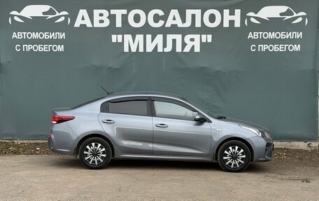 KIA Rio IV, 2017 год, 990 000 рублей, 6 фотография