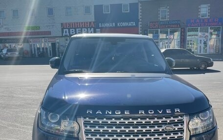 Land Rover Range Rover IV рестайлинг, 2015 год, 3 950 000 рублей, 3 фотография