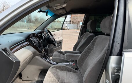 Toyota Kluger I, 2001 год, 1 000 000 рублей, 13 фотография