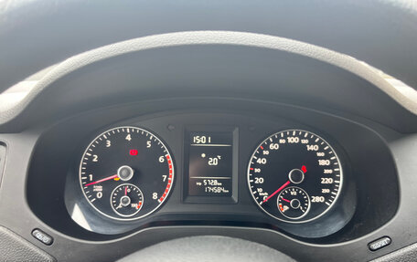 Volkswagen Jetta VI, 2013 год, 699 000 рублей, 2 фотография