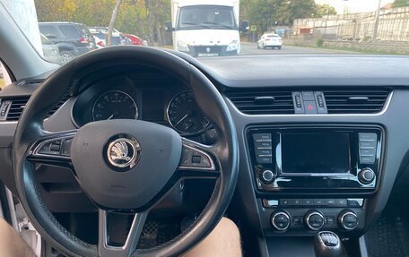 Skoda Octavia, 2015 год, 1 550 000 рублей, 23 фотография