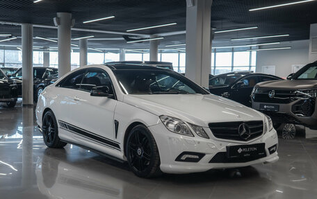 Mercedes-Benz E-Класс, 2011 год, 1 470 000 рублей, 2 фотография