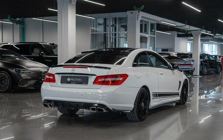 Mercedes-Benz E-Класс, 2011 год, 1 470 000 рублей, 5 фотография