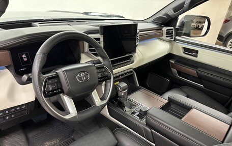 Toyota Tundra, 2023 год, 6 700 000 рублей, 11 фотография