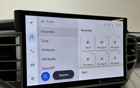Toyota Tundra, 2023 год, 6 700 000 рублей, 14 фотография