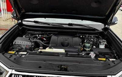 Toyota Land Cruiser Prado 150 рестайлинг 2, 2018 год, 5 000 000 рублей, 1 фотография