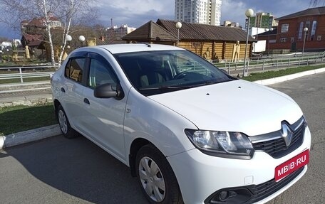 Renault Logan II, 2017 год, 558 000 рублей, 1 фотография