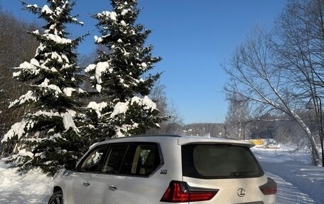 Lexus LX III, 2019 год, 7 450 000 рублей, 4 фотография