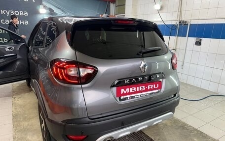 Renault Kaptur I рестайлинг, 2021 год, 1 650 000 рублей, 2 фотография
