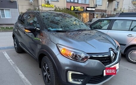 Renault Kaptur I рестайлинг, 2021 год, 1 650 000 рублей, 17 фотография