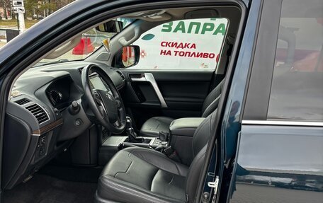 Toyota Land Cruiser Prado 150 рестайлинг 2, 2018 год, 5 000 000 рублей, 9 фотография
