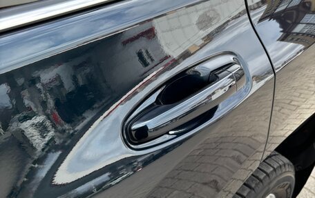 Toyota Land Cruiser Prado 150 рестайлинг 2, 2018 год, 5 000 000 рублей, 29 фотография